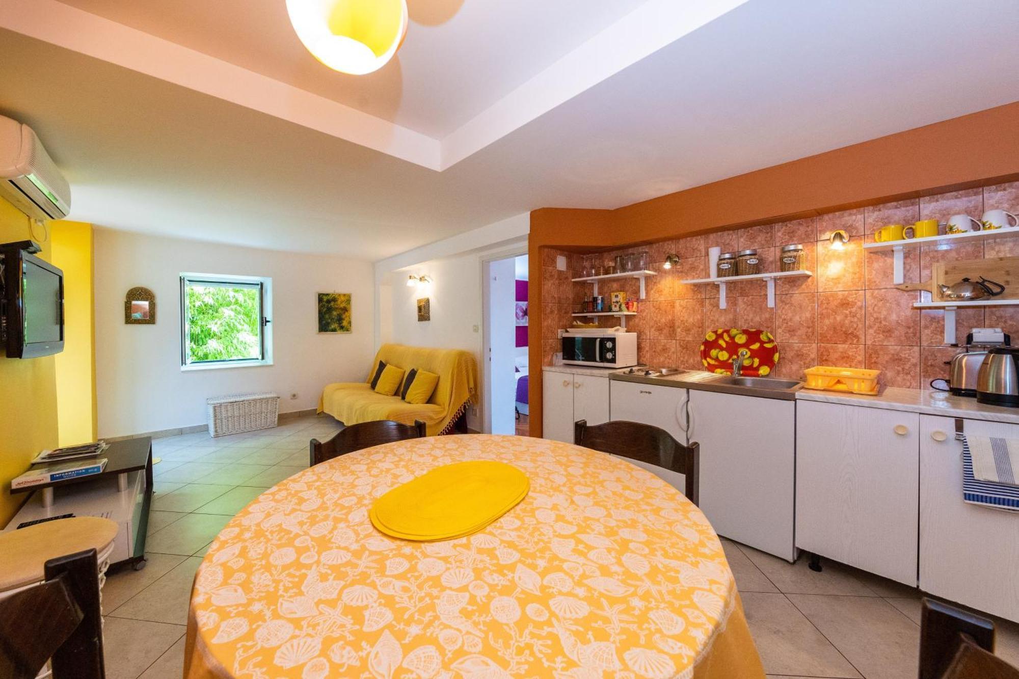 Apartments Mare Млини Номер фото
