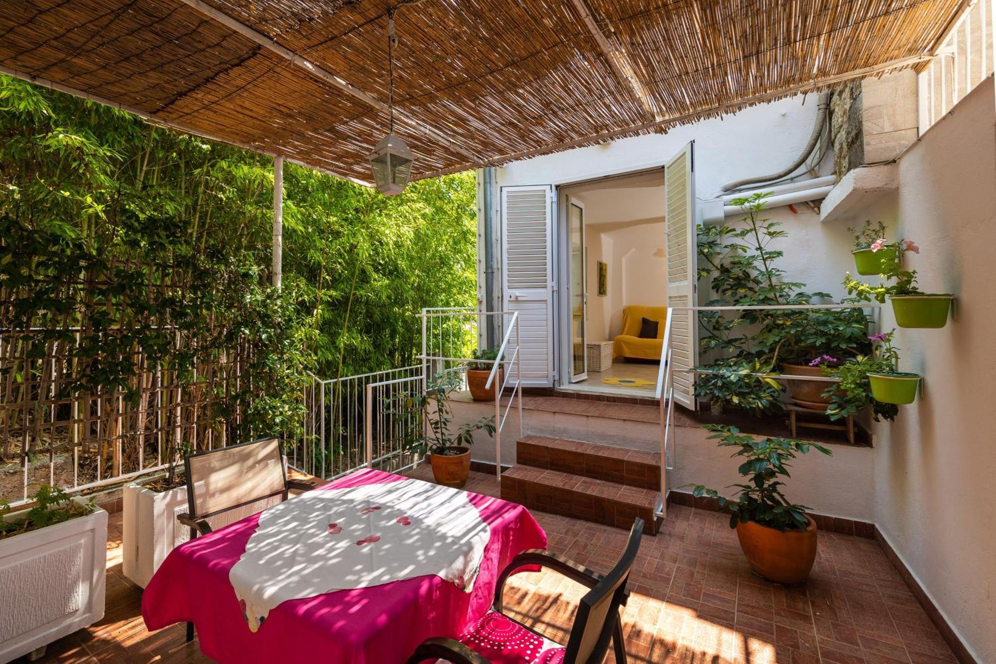 Apartments Mare Млини Номер фото